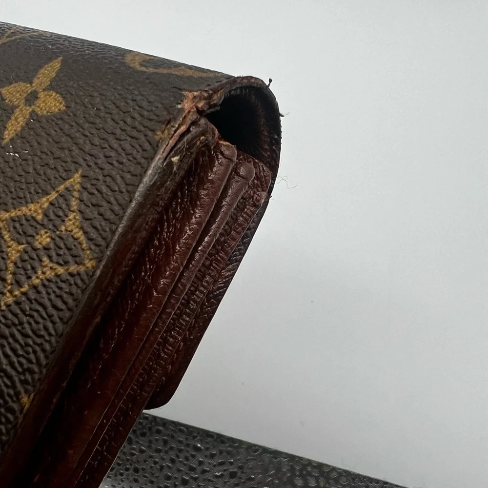 Louis Vuitton Vintage Sarah Wallet - GUC - With COA